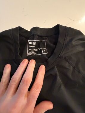 FIGS Seamless Top 5 total, black, plum, beige, burgundy, teal